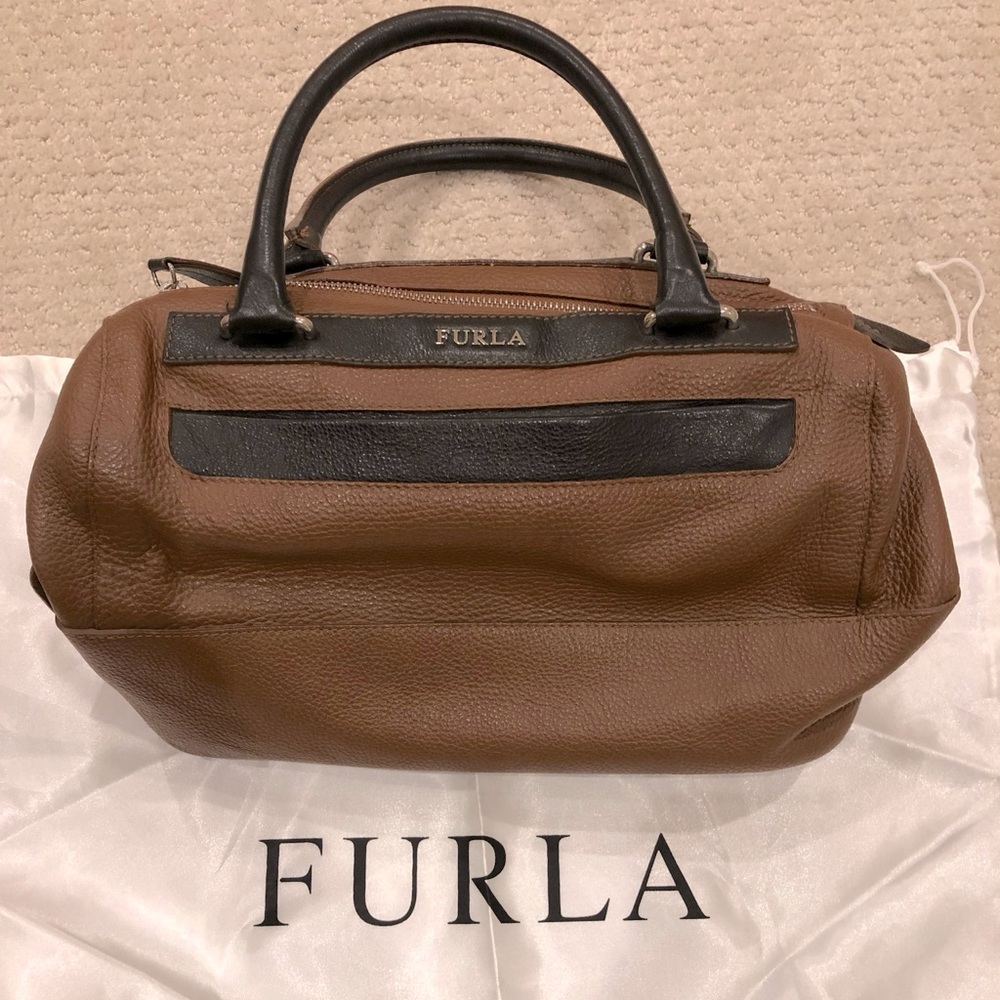 Furla Tan leather purse
